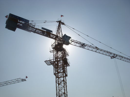 Goede prijs Interne klim 60m/min 12t bouwtoren kraan trolleying mechanisme online