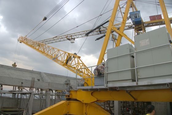 Goede prijs 380V dakbouw toren kraan CE-certificering voor demontage van binnenklimkraan online