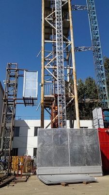 Gebouwmateriaal met een enkele mastenhef 21m/min Buitenbouwlift