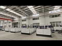 Sandblasting 5t kraan laaddek voor het transport van materiaal